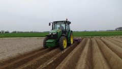 John Deere 5085 M & Formiarka Remprodex