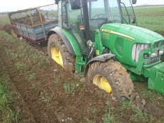 John deere 5100m