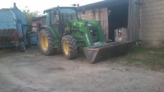 John Deere 5100M