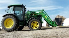 John Deere 5100M