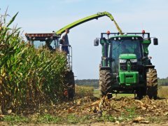 John deere 6115 & Claas 800