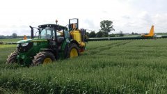 John Deere 6120M & Danfoil AirBoss