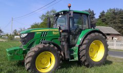 John Deere 6125M