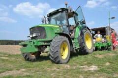 John Deere 6220