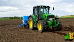 John Deere 6330 & Monosem