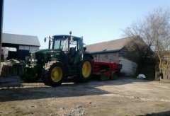 John Deere 6830