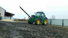 John Deere 6830