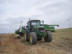 John Deere 6920