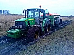 John Deere 6930