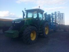 John Deere 7215r + Lemken Rubin 9/600 KUA