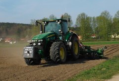 John Deere 7830  + Amazone