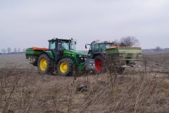 John Deere 7830