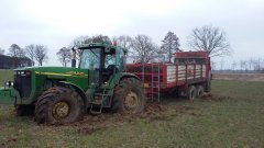 John Deere 8310