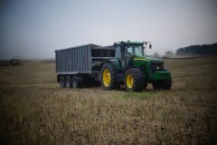 JOHN DEERE 8520