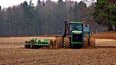 John Deere 9300