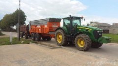 John Deere & Przyczepy