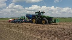 John Deere&Siewnik do uprawy pasowej buraków