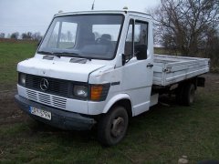 Mercedes Benz T1 407D