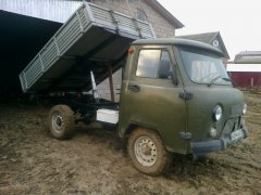 UAZ 3303