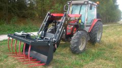 Massey Ferguson 3060 z turem