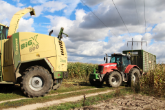 Massey Ferguson 7490 Dyna-VT + Pronar T400