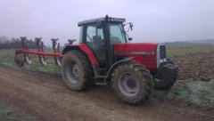 Massey Ferguson 8110