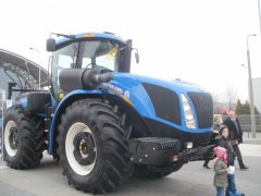 New holland t9