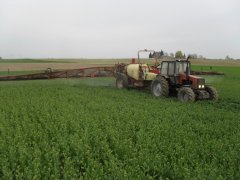 Belarus 1221.1 + Hardi Commander 5000 plus