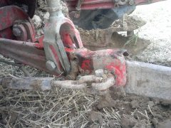 Belarus MTZ-82 belka podnośnika