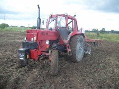 MTZ 80 i brona talerzowa strumyk