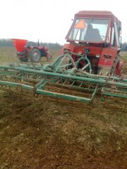 Mtz 82 i agregat uprawowy 3.6 m.