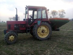 Mtz 82 i rozsiewacz amazone za-u
