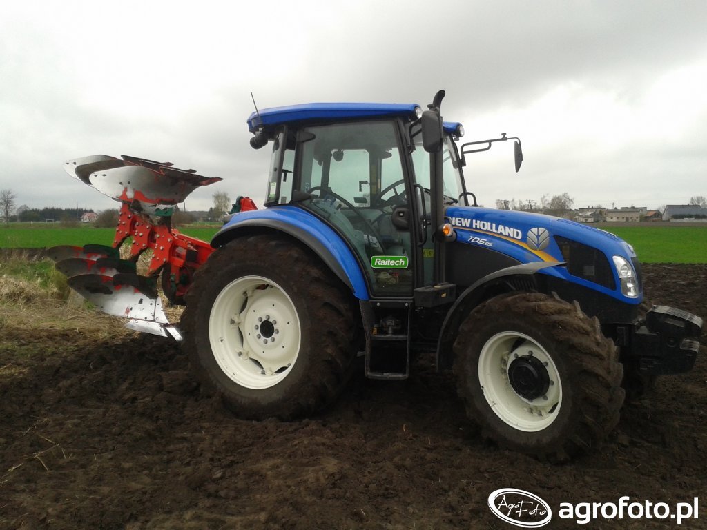 New Holland TD5.85 & Agro Masz POL3