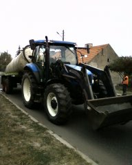 New Holland 6010