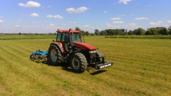 New Holland M135 + AgroLift