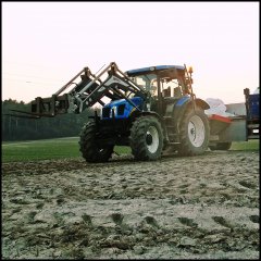 New Holland T-6020 Plus