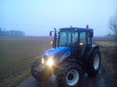 New Holland T4020 Deluxe