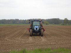 New Holland T4020 i Meprozet S-100
