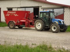 New Holland T4020 i Trioliet Solomix 2 1000