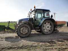 New Holland T5040