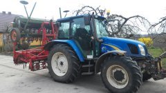 New Holland T5040