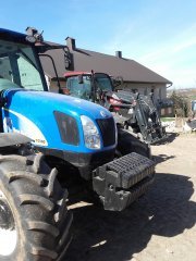 New Holland T5060