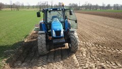 New Holland T5060