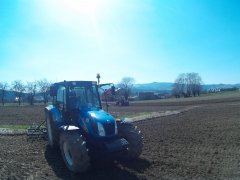 New Holland t5060