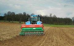 New Holland T5.105 DC / Agro-Masz SR300 Talerzowy