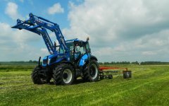 New Holland T5.105 / JF Stoll 420 DS