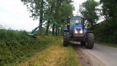 New Holland T5.115 i Unia Kornik Flex 700