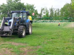 New Holland T6010 + Opryskiwacz Pilmet rex