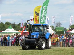 New Holland T6.165& APV