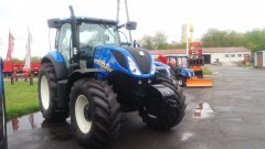 New Holland T7 165